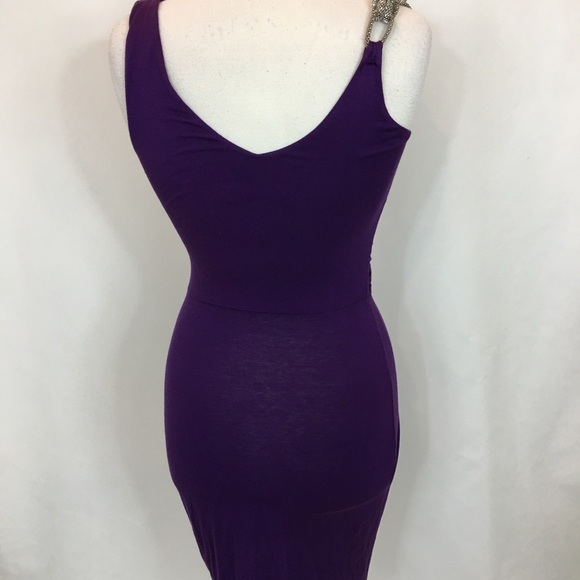 🌞 NU Purple Gown (B-13) - Picture 5 of 6